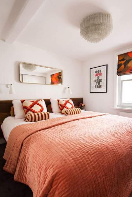 Large Townhouse Just 2 Minutes From The Sea/I360! Villa Brighton Exterior photo